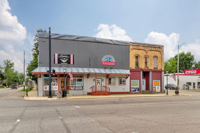 101 W Saint Joseph Street, Lawrence