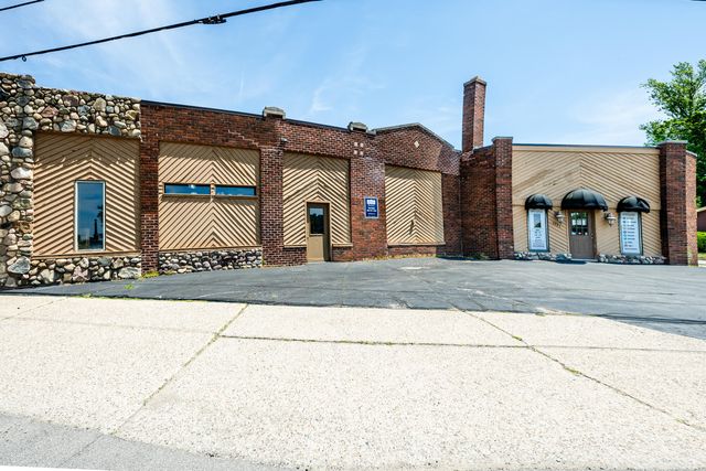 1719 Lakeshore Drive, St. Joseph