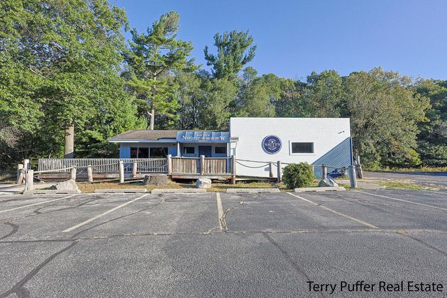 1300 W Sherman Boulevard, Muskegon