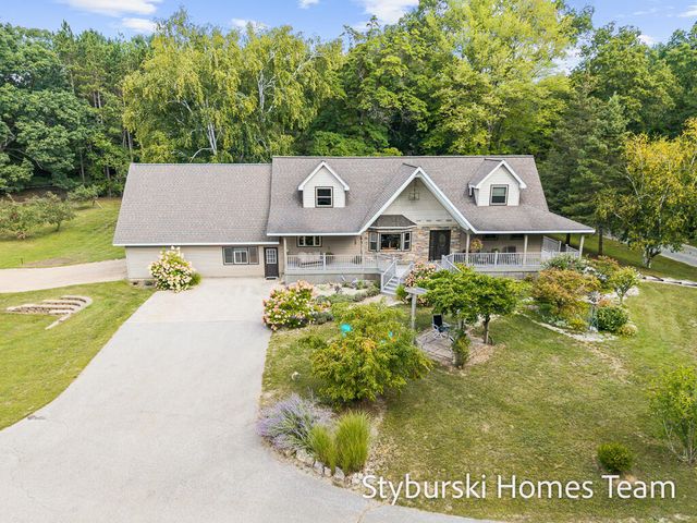 226 N 176th Avenue, Walkerville