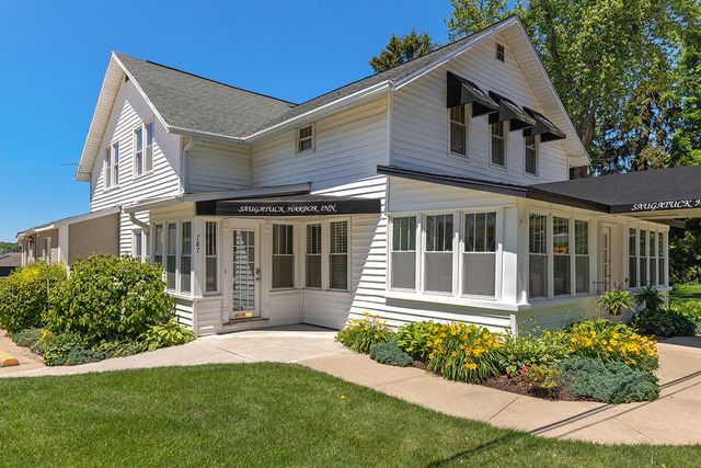 787 Lake Street Unit: 11, Saugatuck