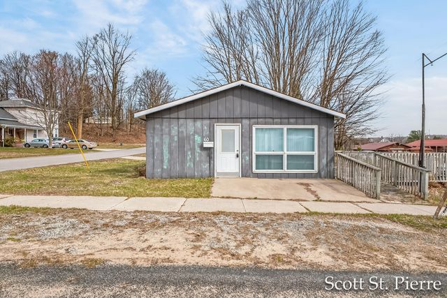 60 W 3rd Street, Shelby