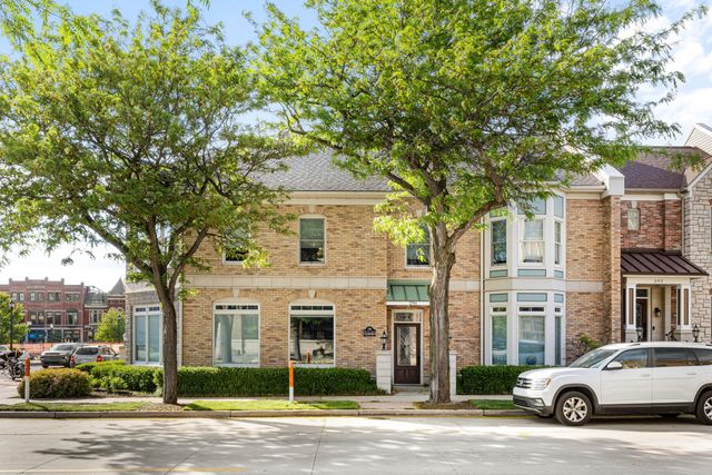 296 W Clay Avenue Unit: 4c, Muskegon