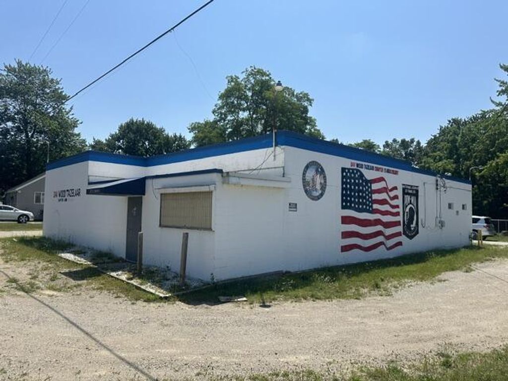 2415 E Laketon Avenue, Muskegon charter township