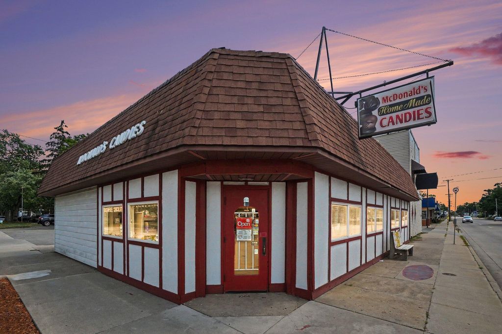 1064 S Getty Street, Muskegon city