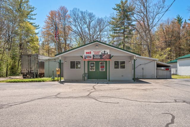 19055 12 Mile Road, Big Rapids