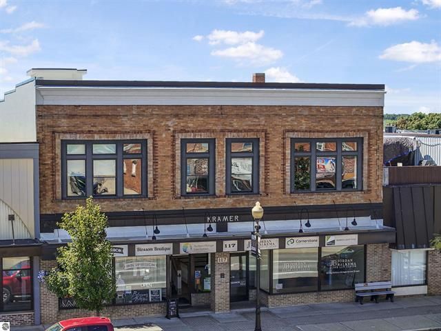 117 N Mitchell Street, Cadillac