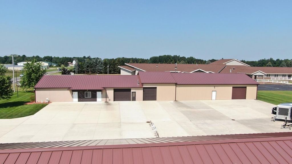 7230 9 Mile Road, Morton township