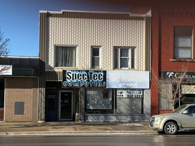 216 S Mitchell, Cadillac
