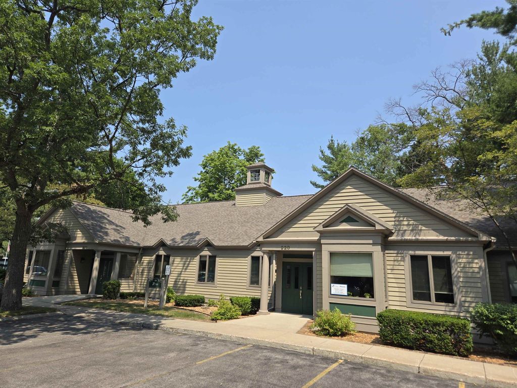 920 S Garfield, Traverse City city