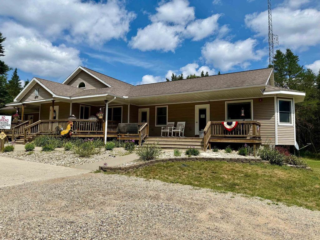 2035/2085 S 33 1/2 Rd, Selma township