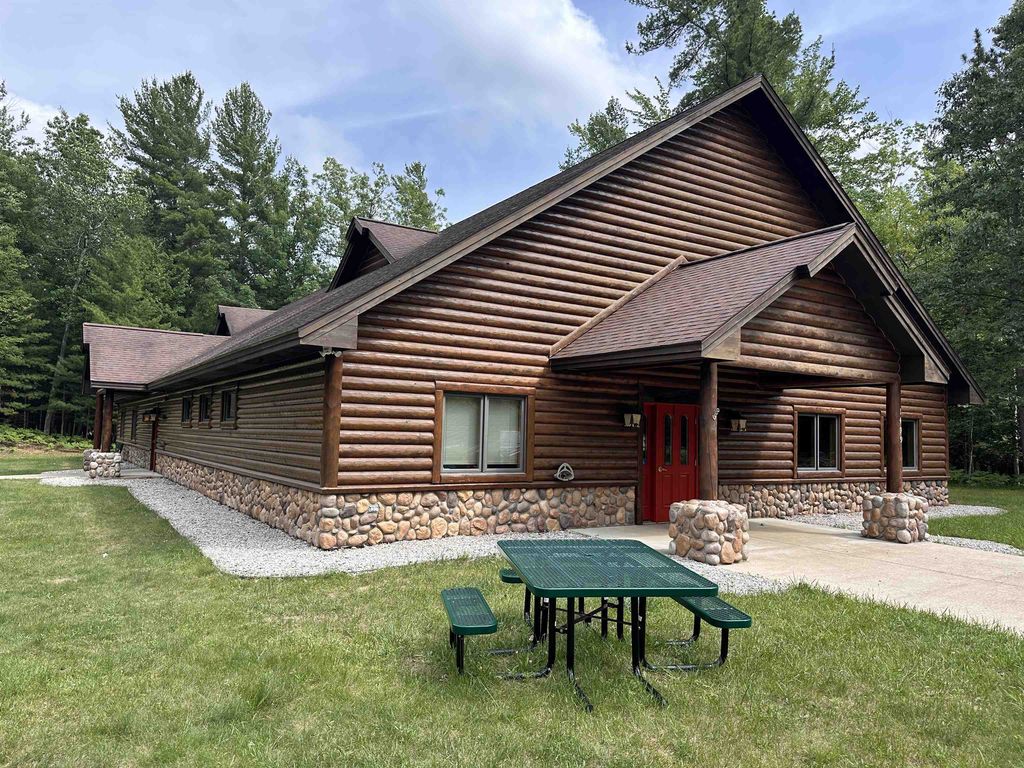1499 Business Park, East Bay township