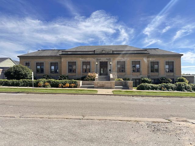 100 E Chapin St, Cadillac