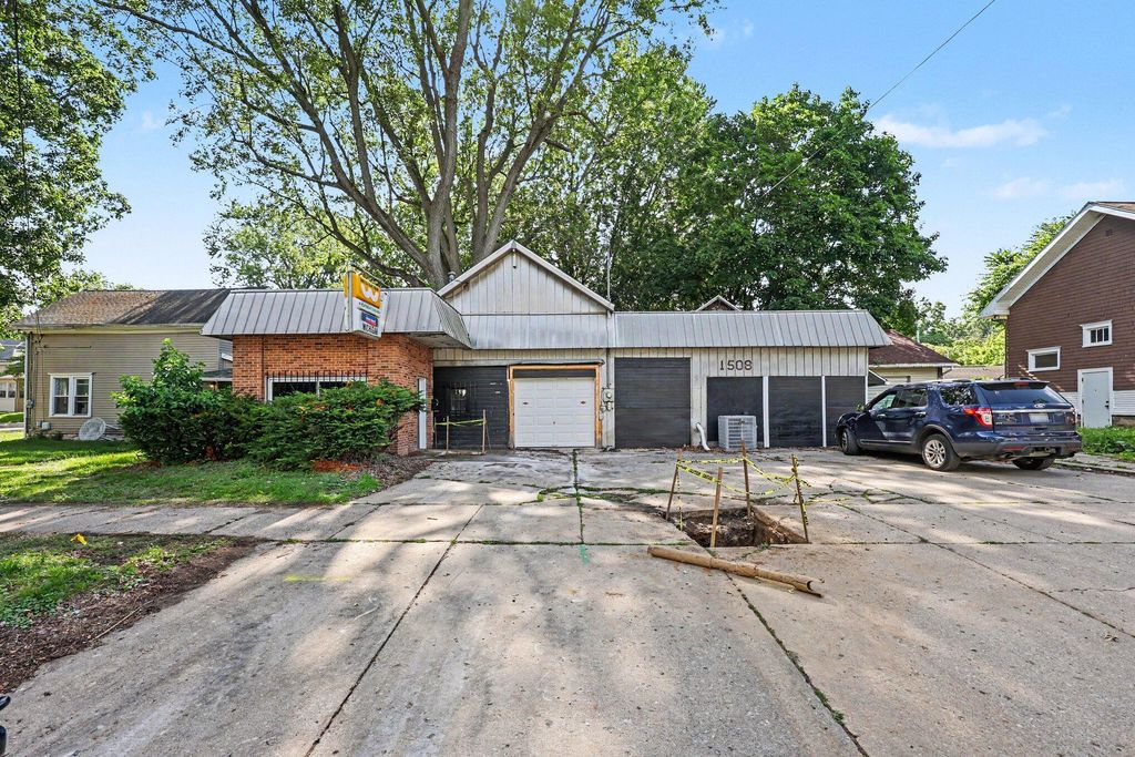 1508 1st Street, Jackson city