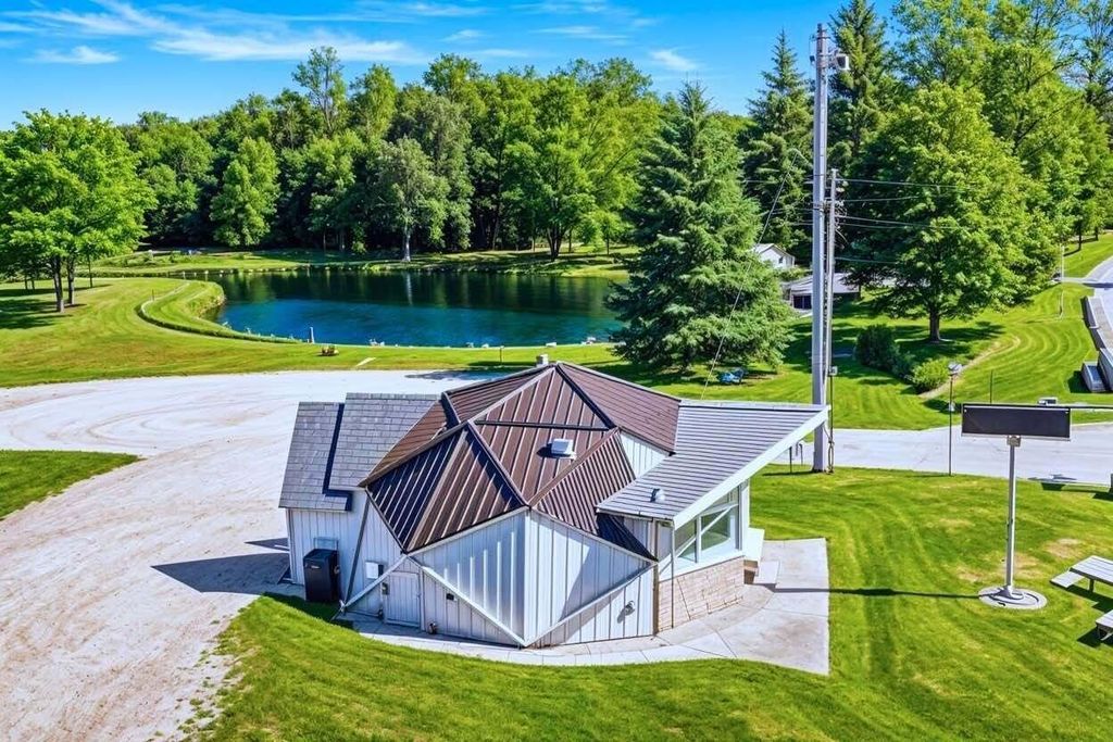 307 N U.s. 23, Harrisville city