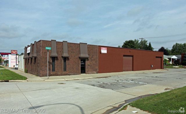 32304 W Michigan Ave, Wayne