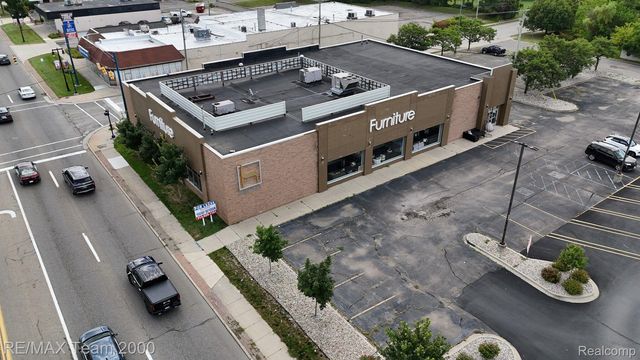 29901 Ford Rd, Garden City