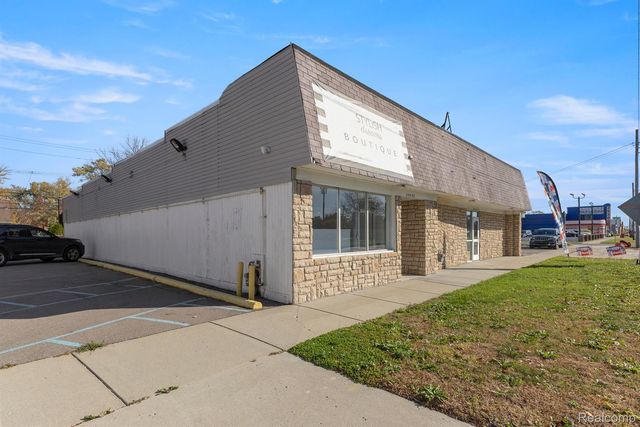 25420 Grand River Ave, Redford