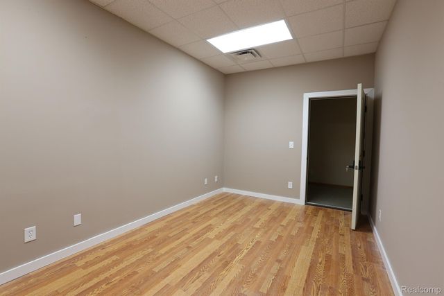 15173 North Rd Suite 2, Fenton