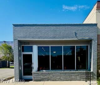 24070 W 10 Mile Rd, Southfield city