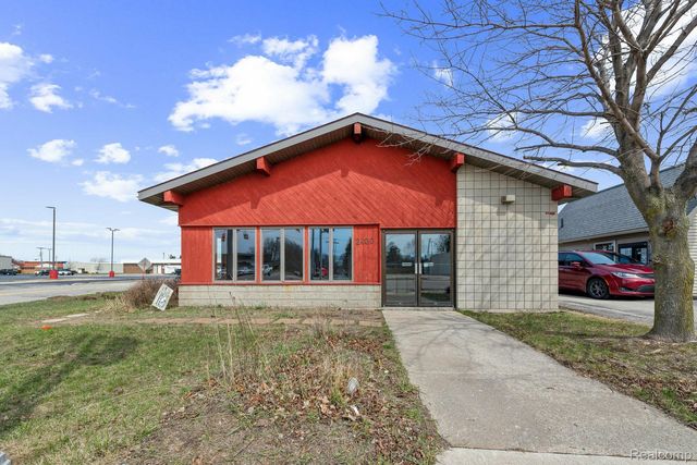 2430 Ludington Street, Escanaba
