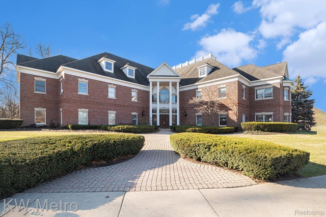 26862 Woodward Avenue 102, Royal Oak city