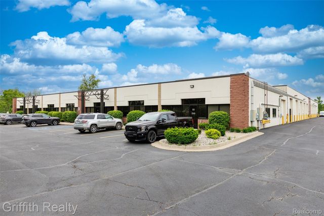 5864 Sterling Drive Suite 5900, Howell