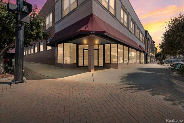 250 Huron Avenue, Port Huron