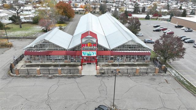 16153 Eureka Road, Southgate