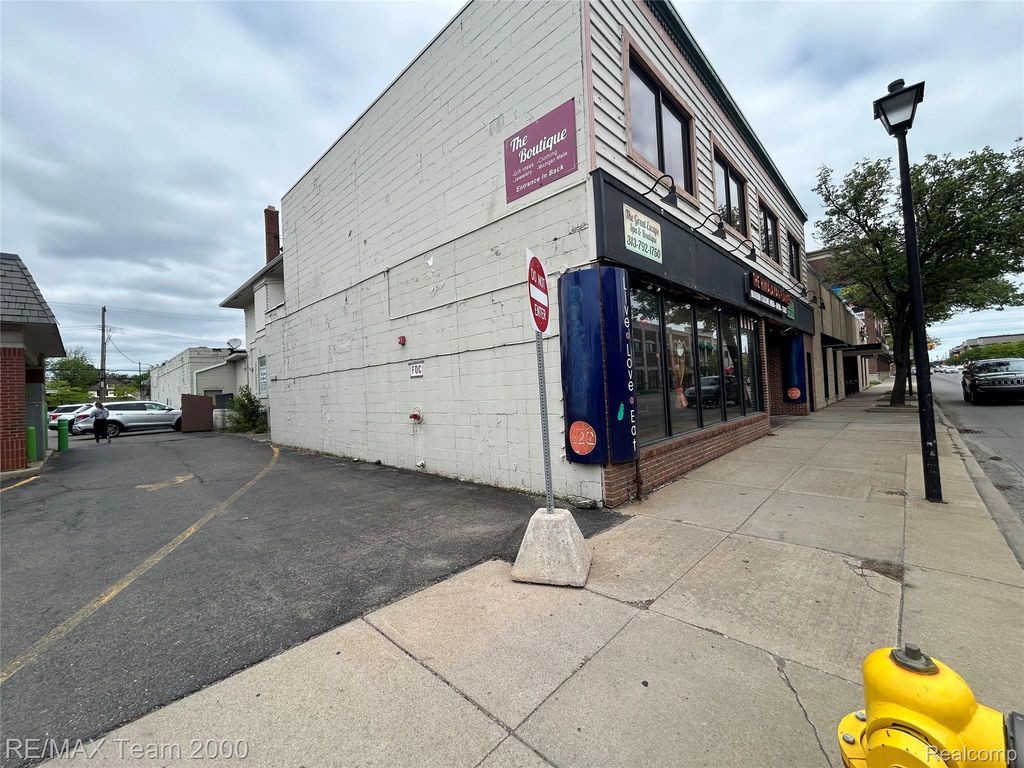 22266 Michigan Avenue, Dearborn city