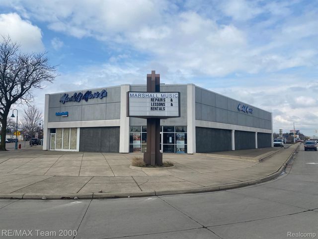 6530 Allen Road, Allen Park