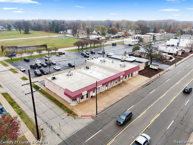 30960 Ford Road, Garden City