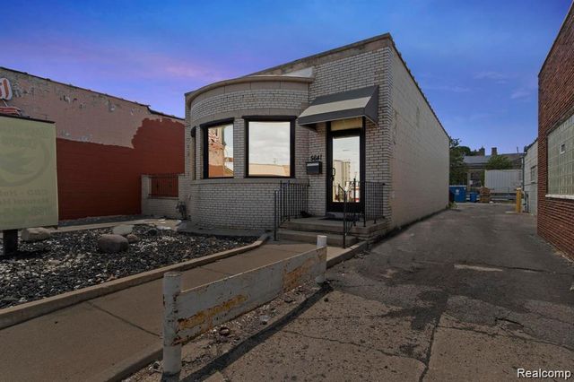 5641 Schaefer, Dearborn