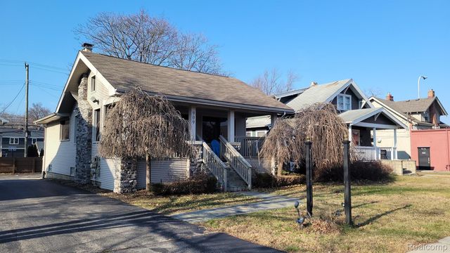 909 N Main Street, Royal Oak