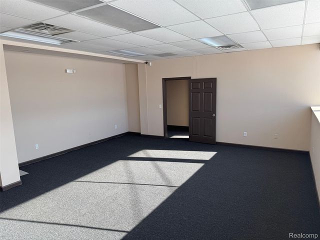520 E 12 Mile Road, Madison Heights