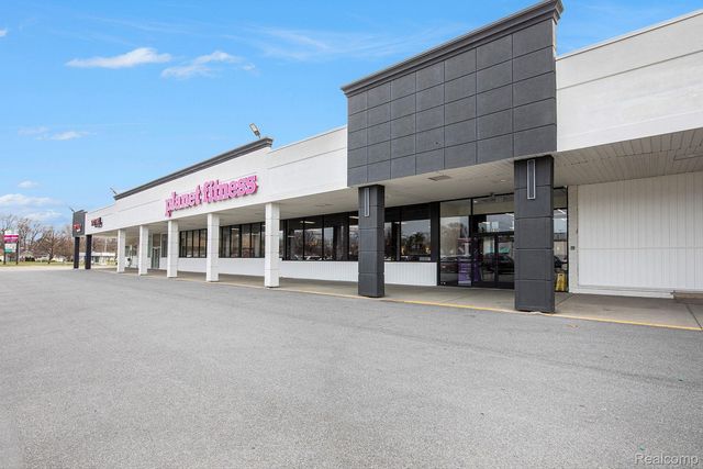 2055-2323 Gratiot Boulevard Suite Q, Marysville