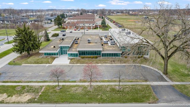 25185 Goddard Road, Taylor