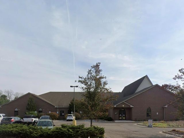 46250 Ann Arbor Road W, Plymouth