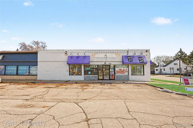 1524 10th Street, Port Huron