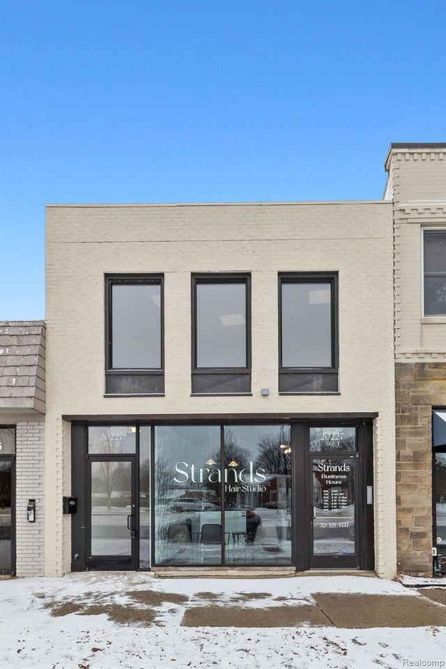 20227 Mack Avenue 2, Grosse Pointe Woods