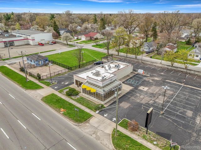 15839 Telegraph Road, Redford