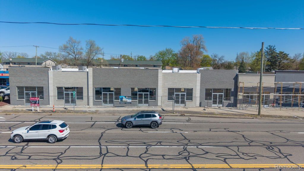 31268 Ford Road, Garden City city