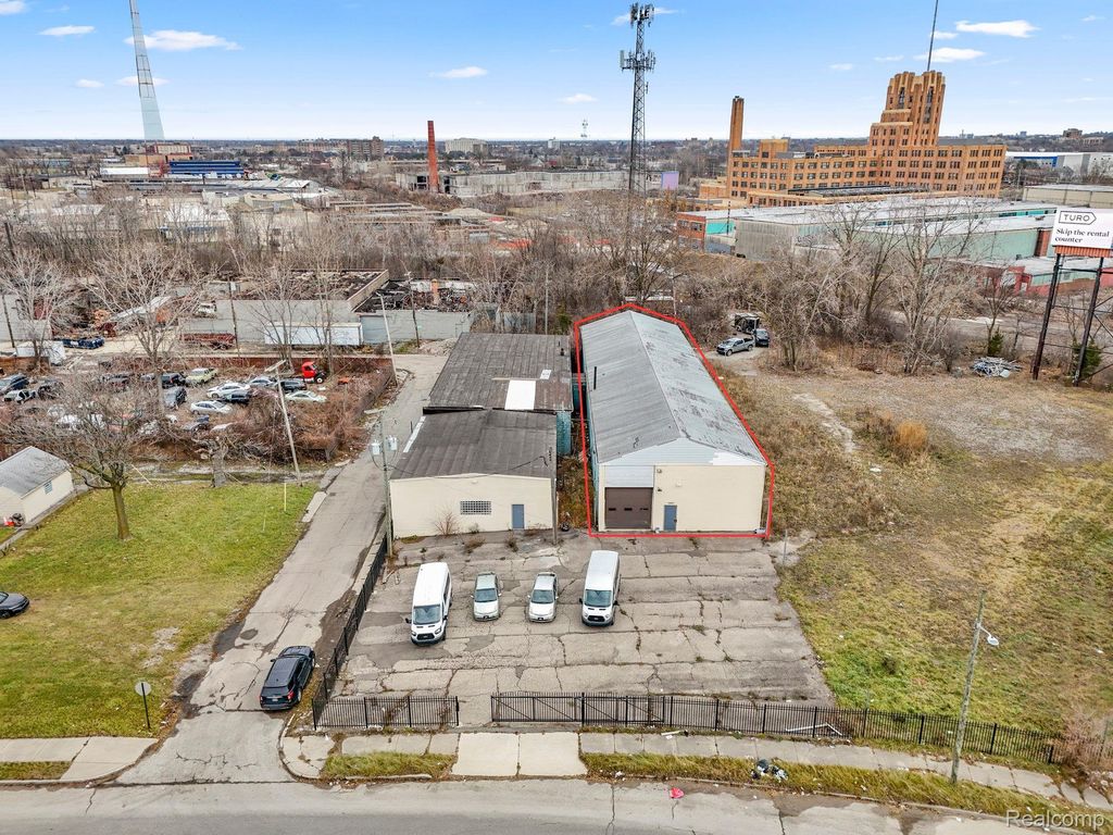 15331 Idaho Avenue, Detroit city