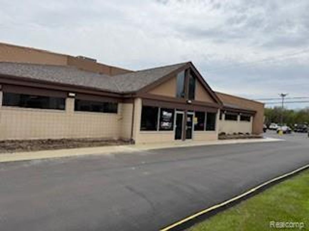 41069 Dequindre Road, Troy city