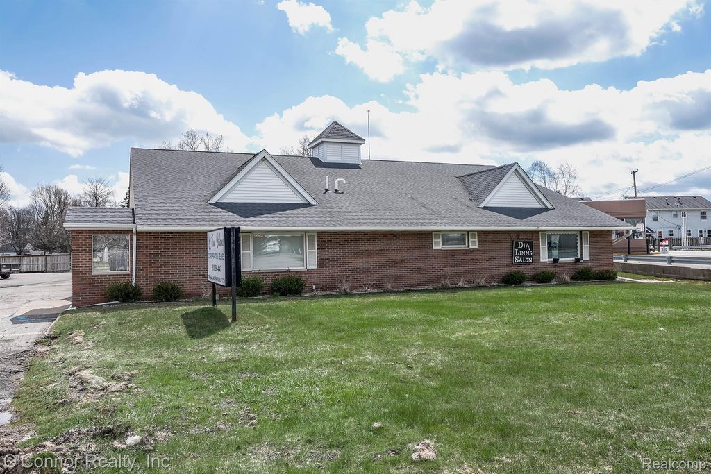 2845 Gratiot Boulevard, Marysville city