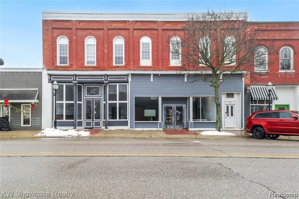 112 E Main Street, Vernon village