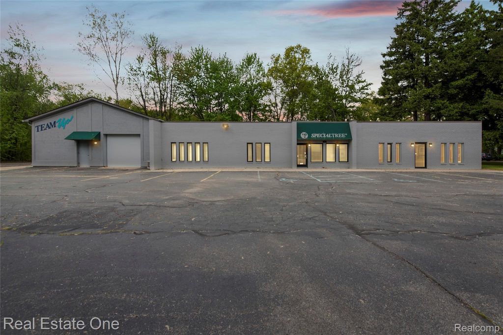 16018 S Huron River Drive, Belleville city