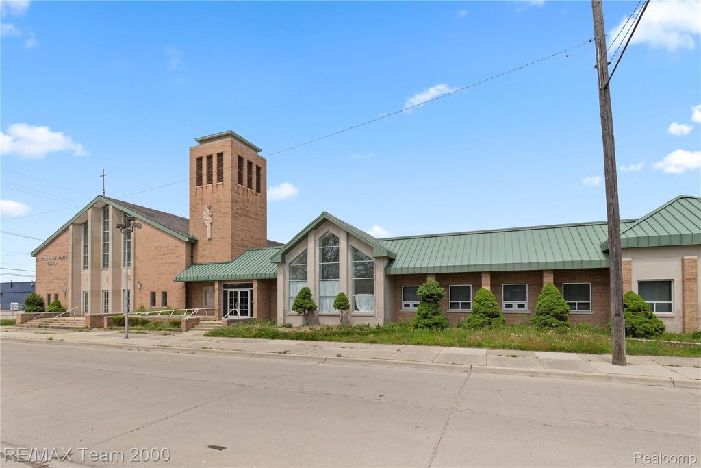 266 Antoine Street, Wyandotte city