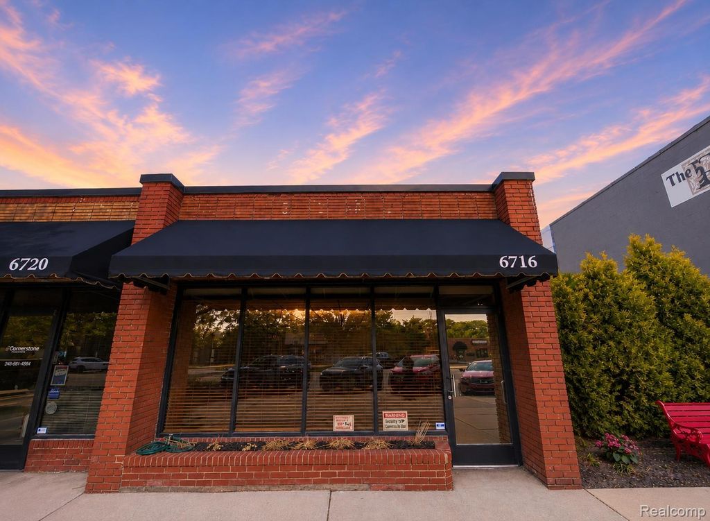 6716 Park Avenue, Allen Park city