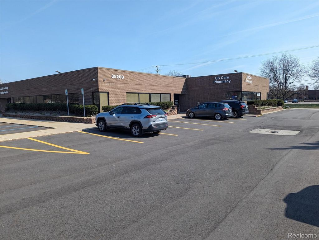 35200 Dequindre Road 400, 100, Sterling Heights city
